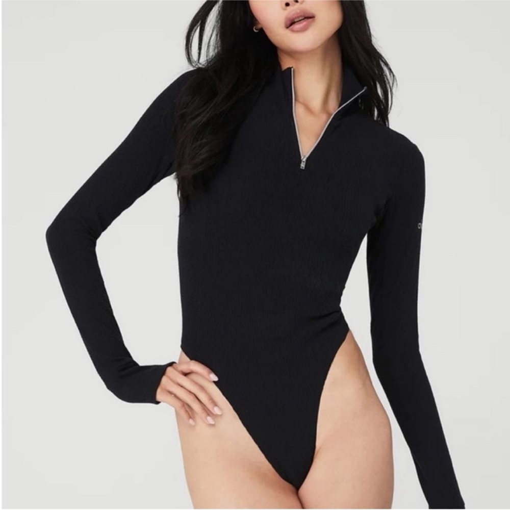 ALO rise up bodysuit in black